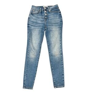 Denizen from Levi’s | Ultra High Rise Ankle Jegging